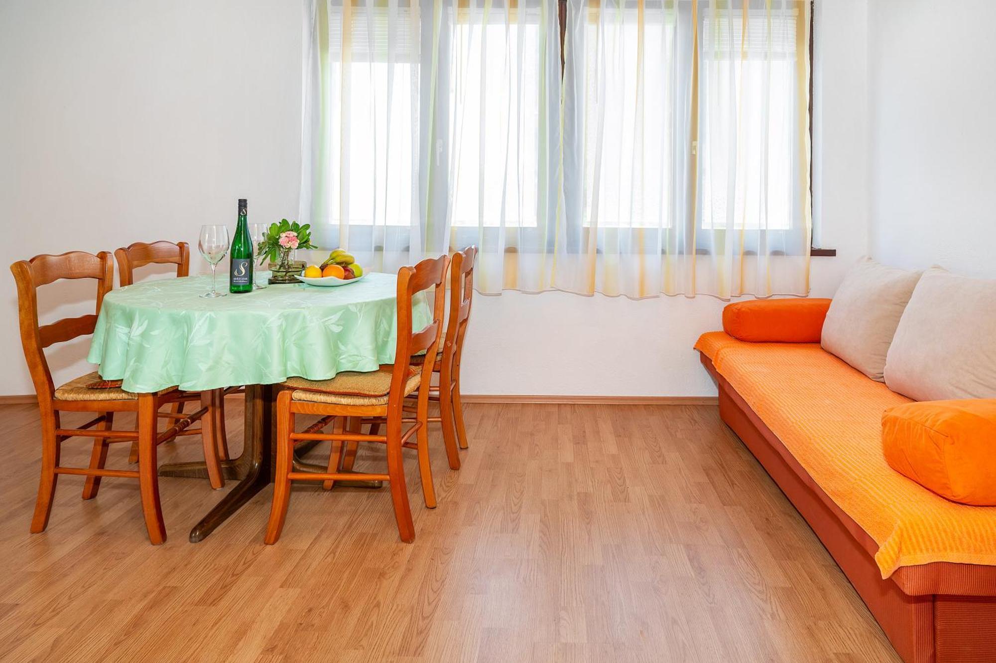 Apartments Sucur With Terrace Baska  Bagian luar foto